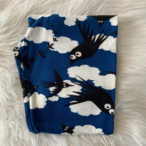 New! Women’s Lularoe clouds and birds leggings OS - Picture 1 of 1